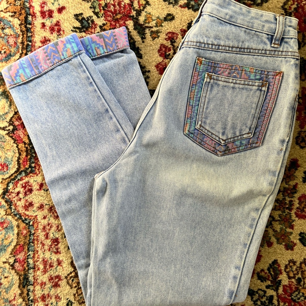 Rio - Vintage High-Waisted Jeans - Fun Western Pattern
